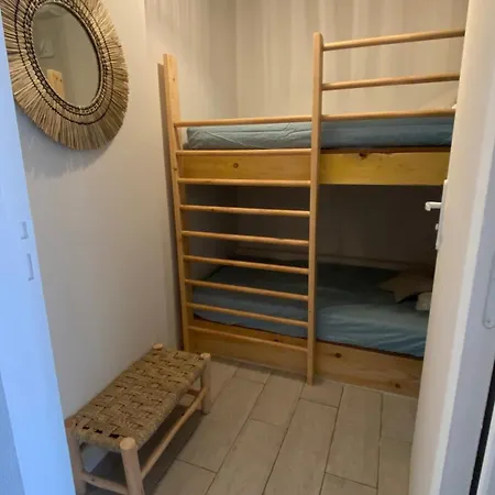 Le Farniente Front De Mer Clim Wifi Jardin Parking Apartment *